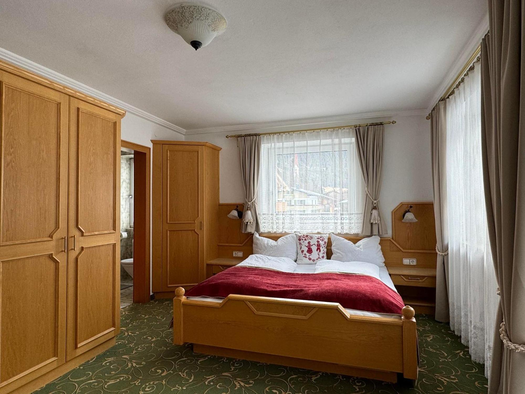 Gaestehaus Huber Holzgau Quarto foto